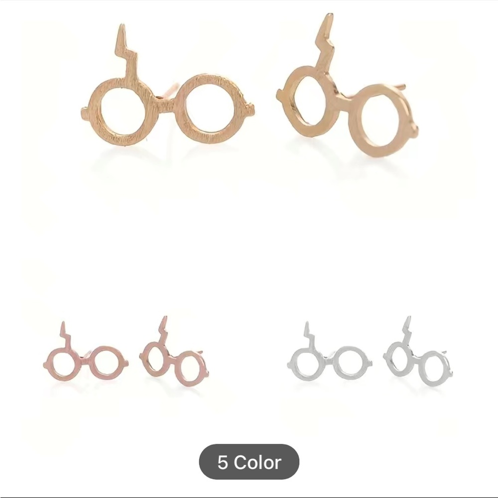 HARRY POTTER EARRINGS IN GOLD N SILVER